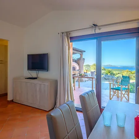 Вилла Sardinia Family - Letizia With Private Pool And Seaview Канниджионе